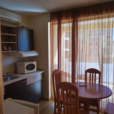 Beautiful Studio In Sunny Beach 公寓